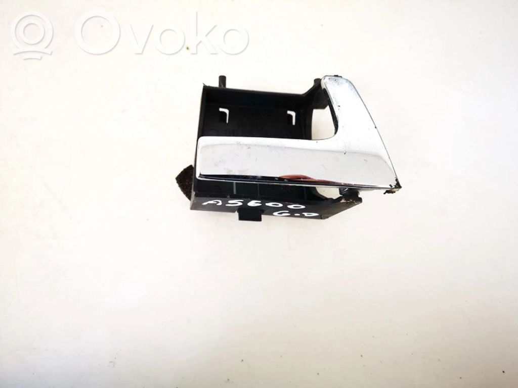 Volkswagen Polo III 6N 6N2 6NF Manecilla interna puerta trasera