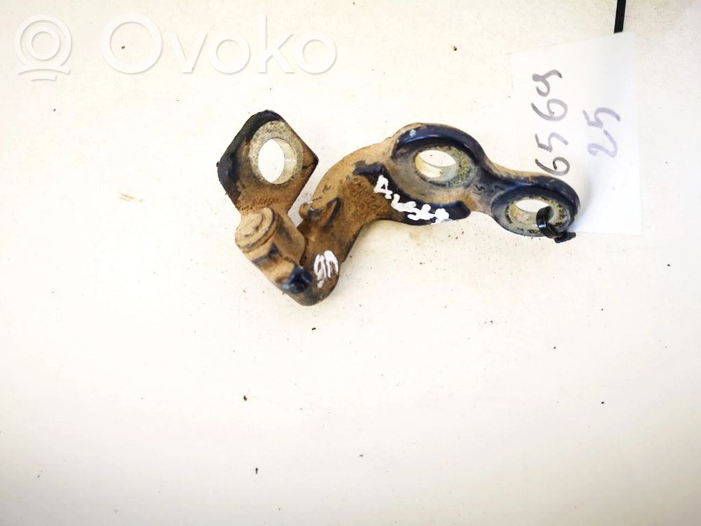 Ford Focus Takaoven alasarana