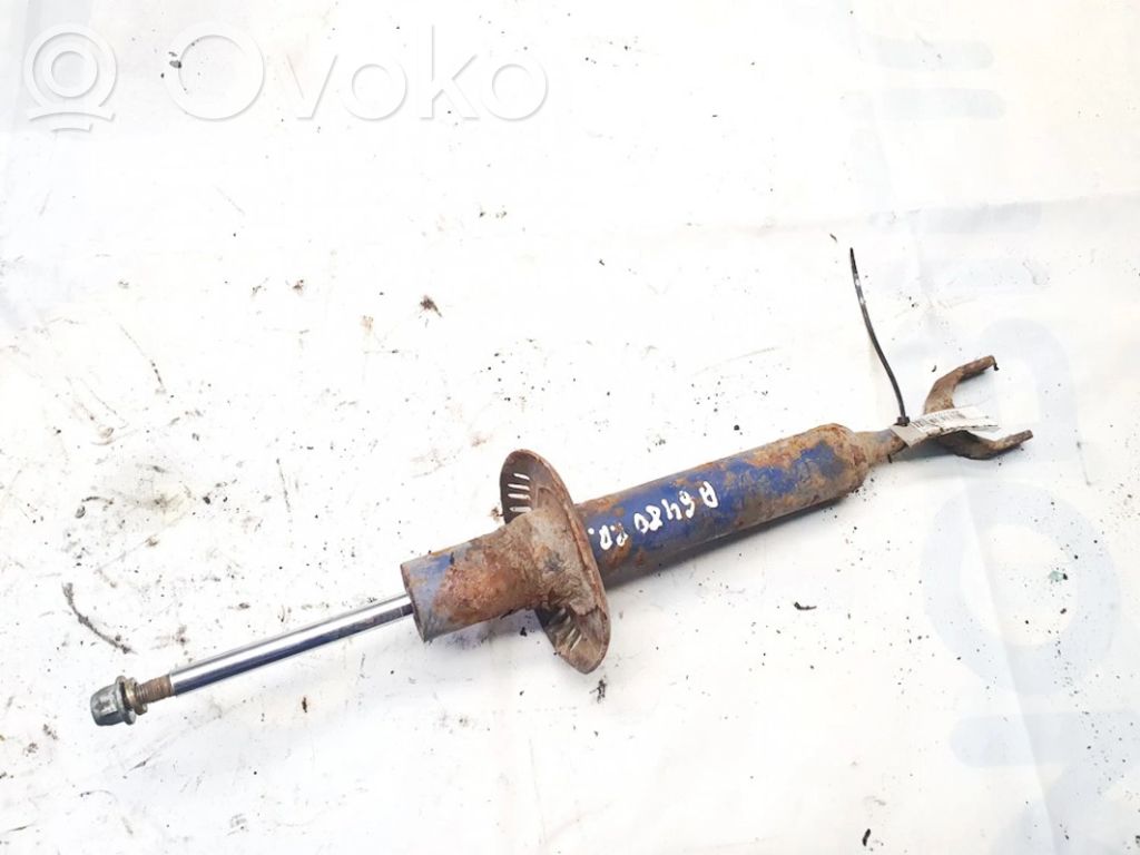 Audi A4 S4 B5 8D Etuiskunvaimennin 