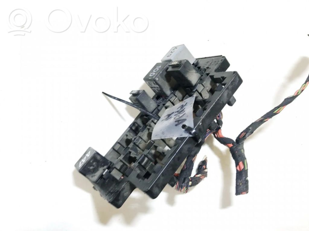 Volkswagen Polo IV 9N3 Set scatola dei fusibili