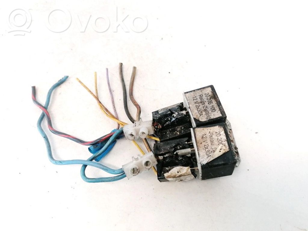 Audi 80 90 S2 B4 Muu rele