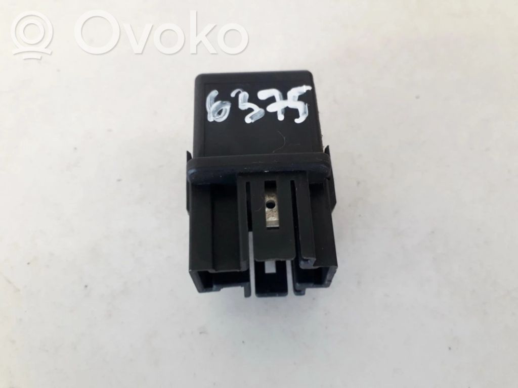 Otros relés   MB953381,MB23134B52X240,MB23134B52X240,MB953381