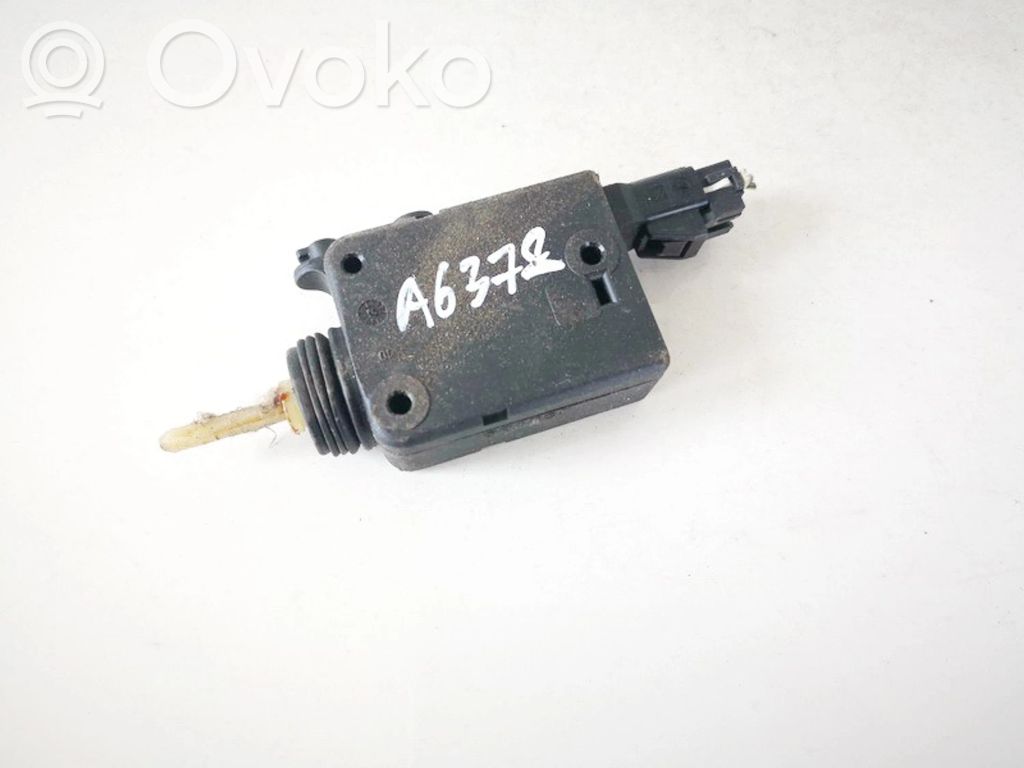 Opel Zafira A Motor de bloqueo de puertas