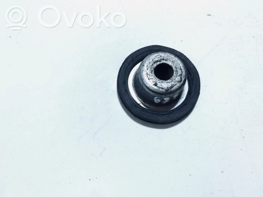 Volkswagen Bora Supporto di montaggio della molla elicoidale