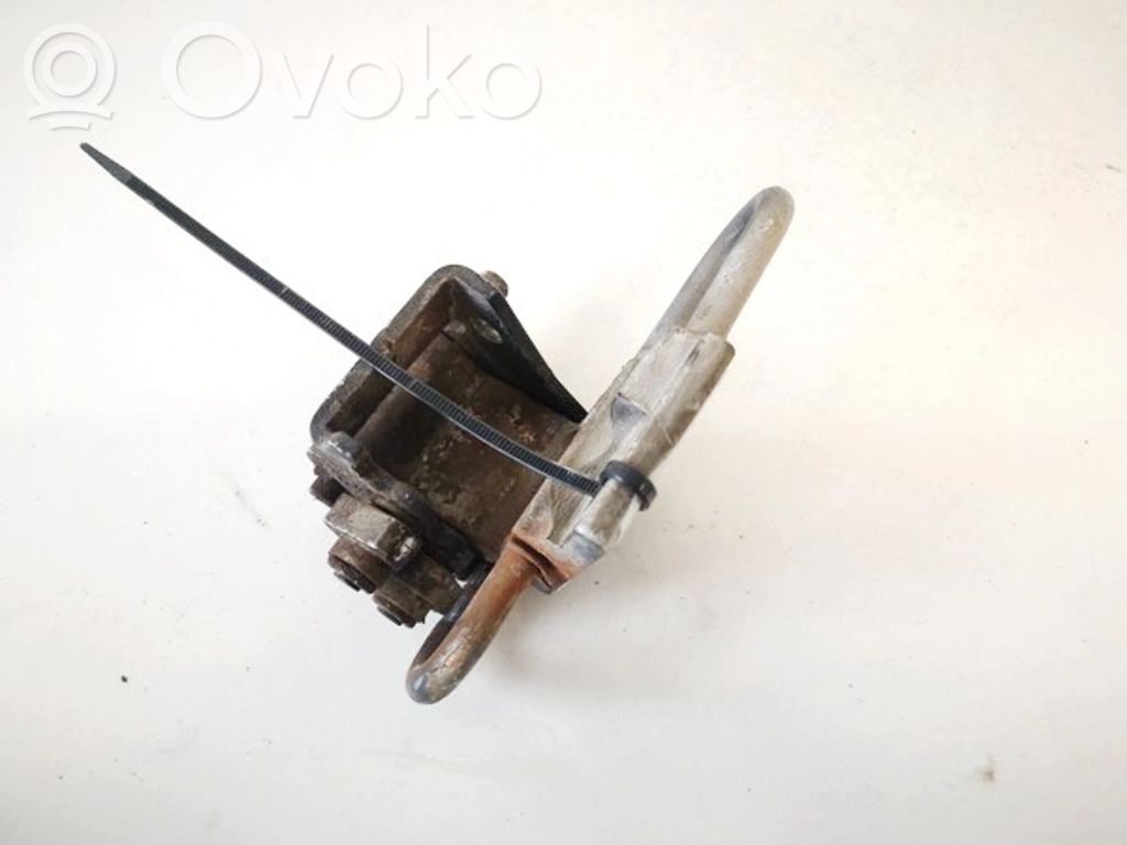 Volkswagen PASSAT B5 Etuoven yläsarana 