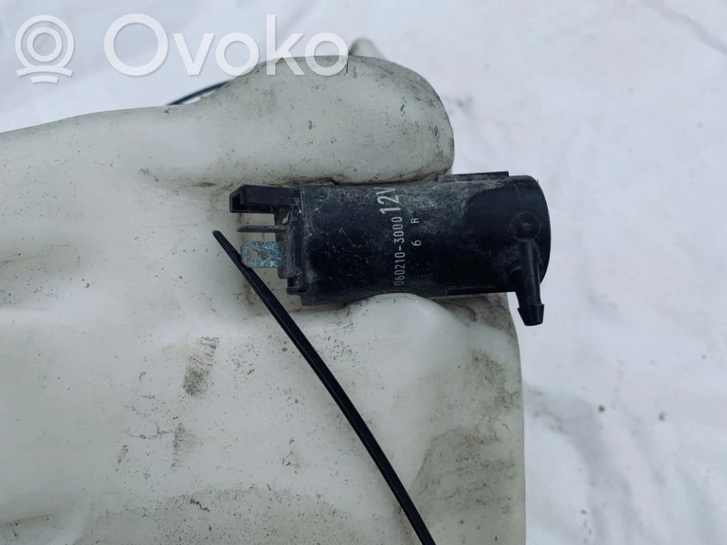 Mazda 626 Windscreen/windshield washer pump 