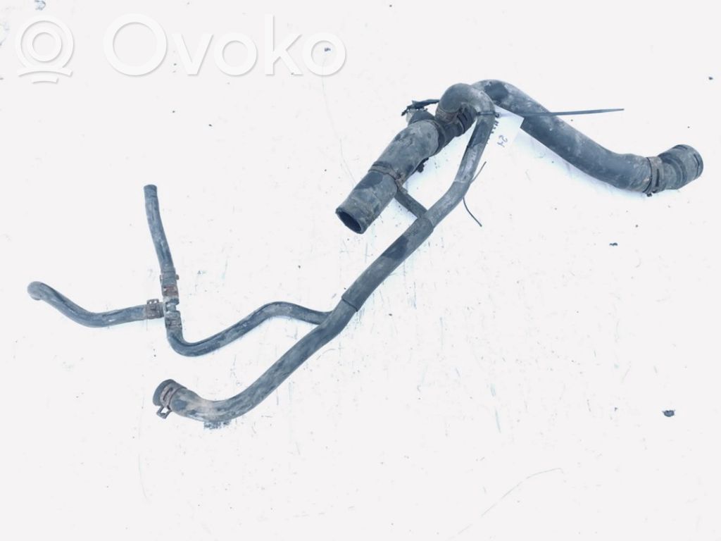 Volkswagen Golf IV Tubo flessibile del liquido di raffreddamento del motore