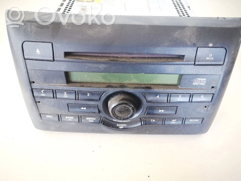 Fiat Stilo Panel / Radioodtwarzacz CD/DVD/GPS 