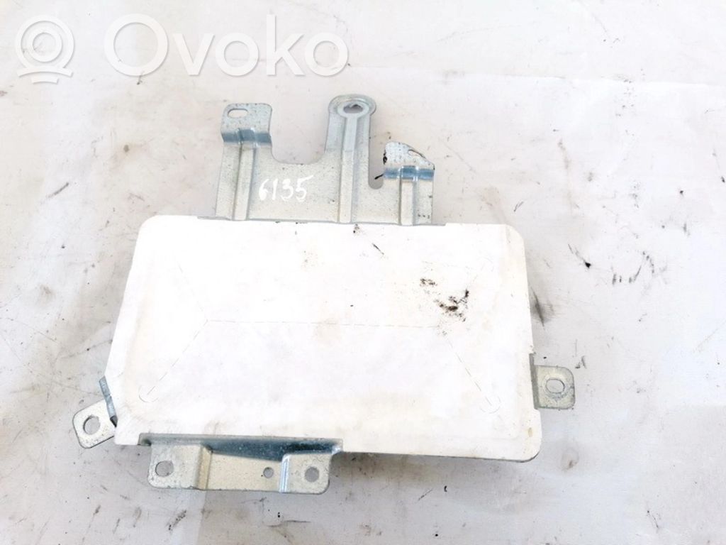 BMW X3 E83 Etuoven turvatyyny 