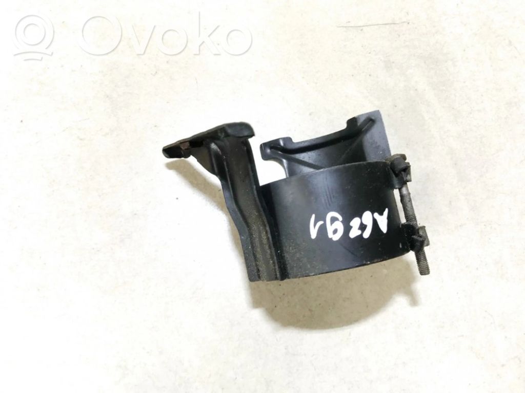 Volkswagen Golf IV Suport motor 
