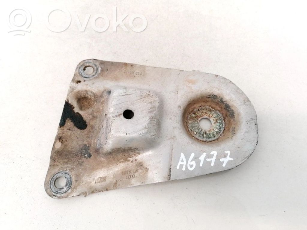 Łapa / Mocowanie silnika   8D0399542B,8D0399542B