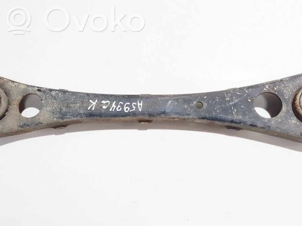 Audi A4 S4 B7 8E 8H Braccio di controllo sospensione posteriore superiore/braccio oscillante