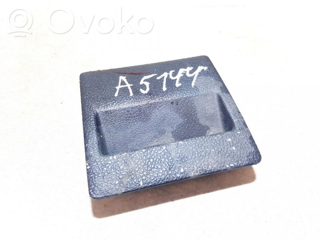 Autres pièces intérieures   66135AJ020,66135AJ020