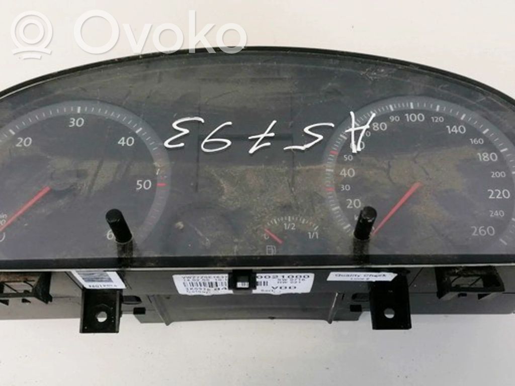 Volkswagen Caddy Tachimetro (quadro strumenti) 