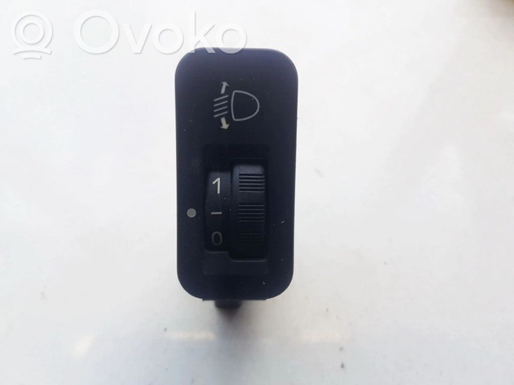 Peugeot 206 Comutator control nivel faruri 