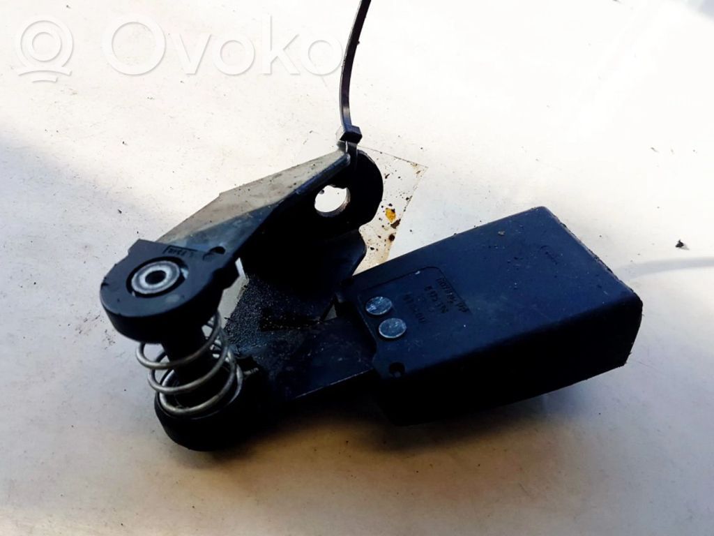 Hebilla del cinturón de seguridad trasero   8176516,8176516