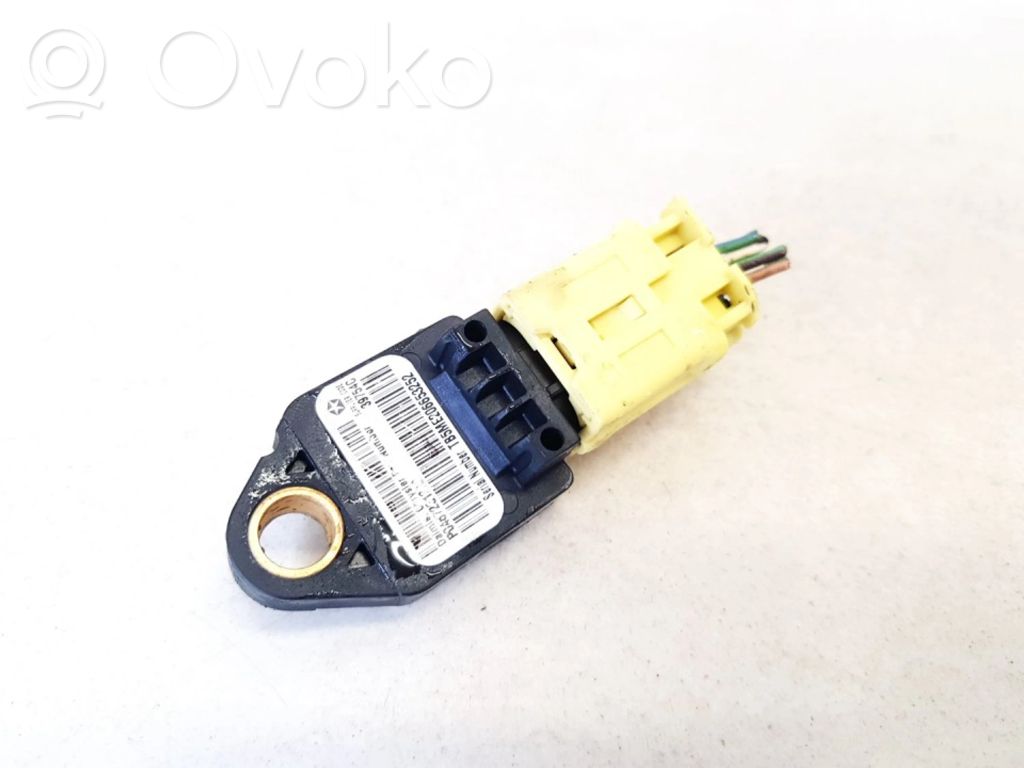 Czujnik uderzenia Airbag   P04672312AA,TB5ME206653252,39754C,P04672312AA,TB5ME206653252