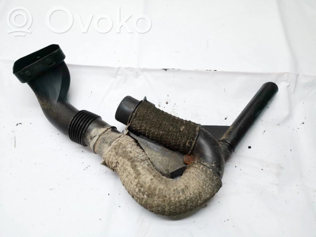 Rura / Wąż dolotowy powietrza   82000021862,82000021862