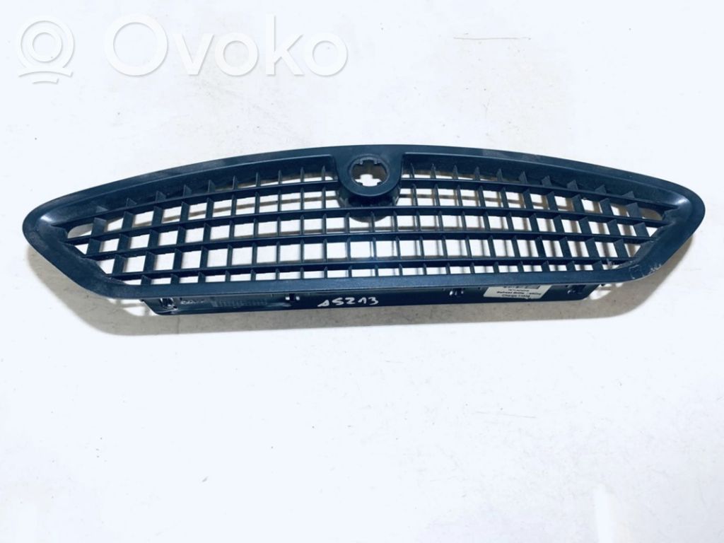 Ford Mondeo MK IV Etusäleikkö 