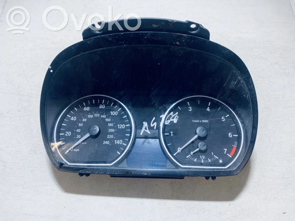 Geschwindigkeitsmesser Cockpit   9122588,100171015,100171015,1041568,25811510,9122588