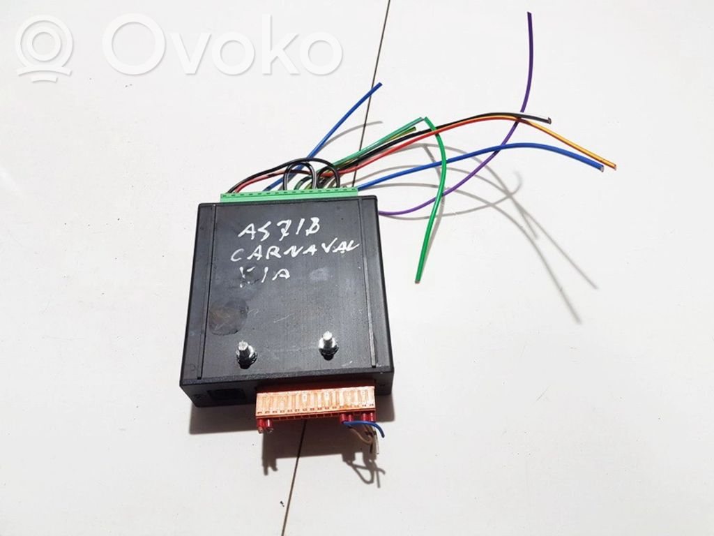 KIA Carnival Wzmacniacz audio 