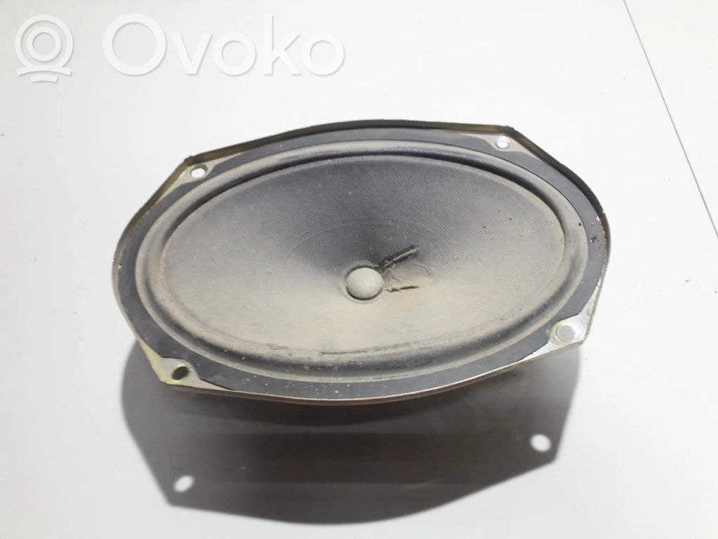 Mazda MPV Etuoven kaiutin 
