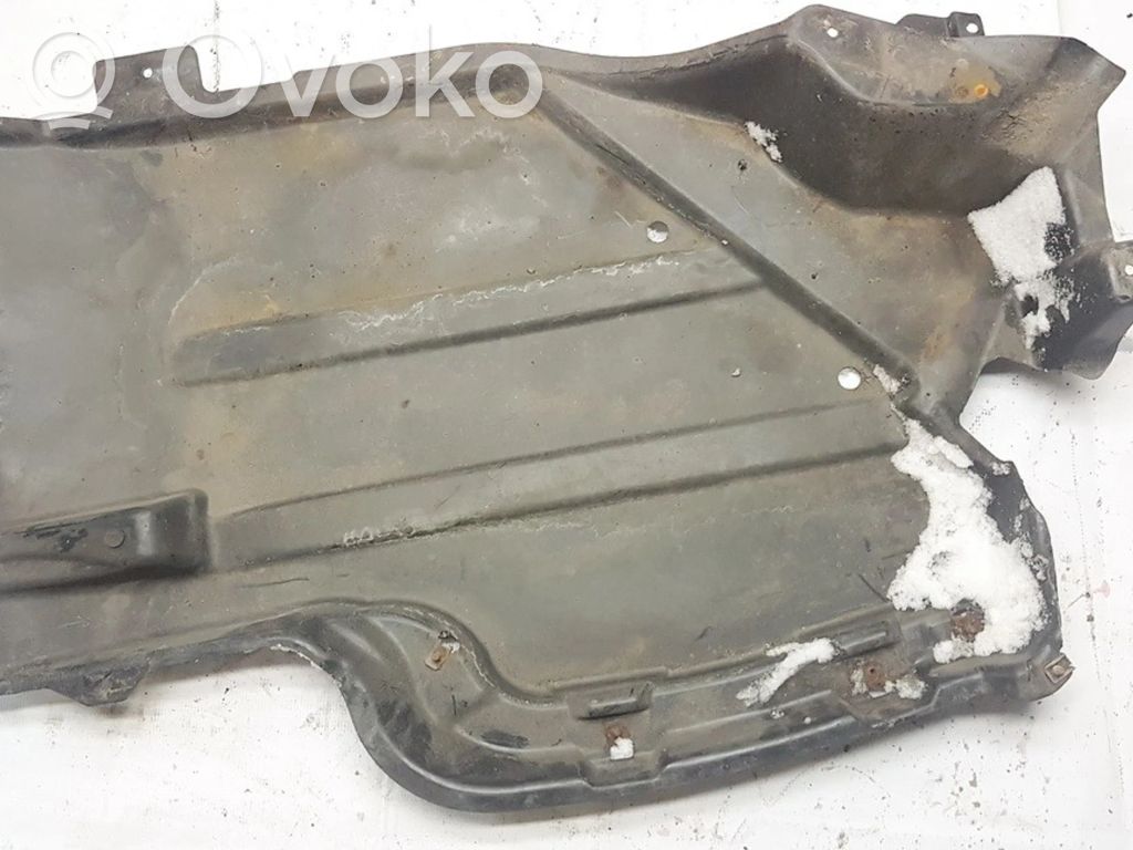 Placa protectora/protector antisalpicaduras motor   51713400040,51713400040,51713400040,51713400040,S1164310