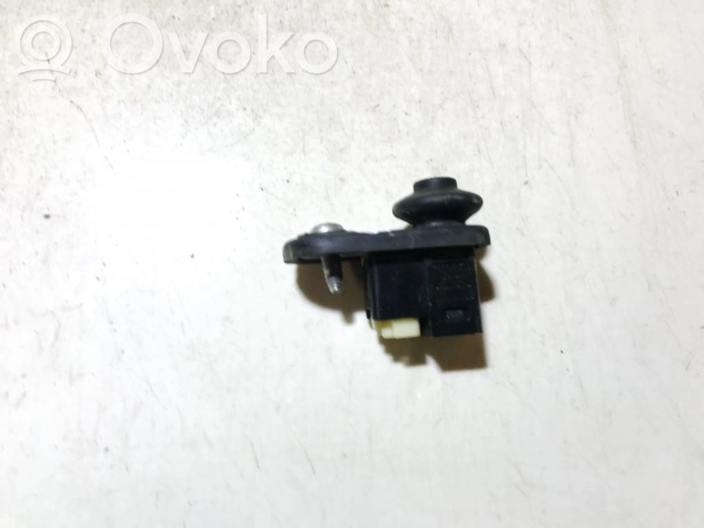 Sensor de la puerta delantera coupé