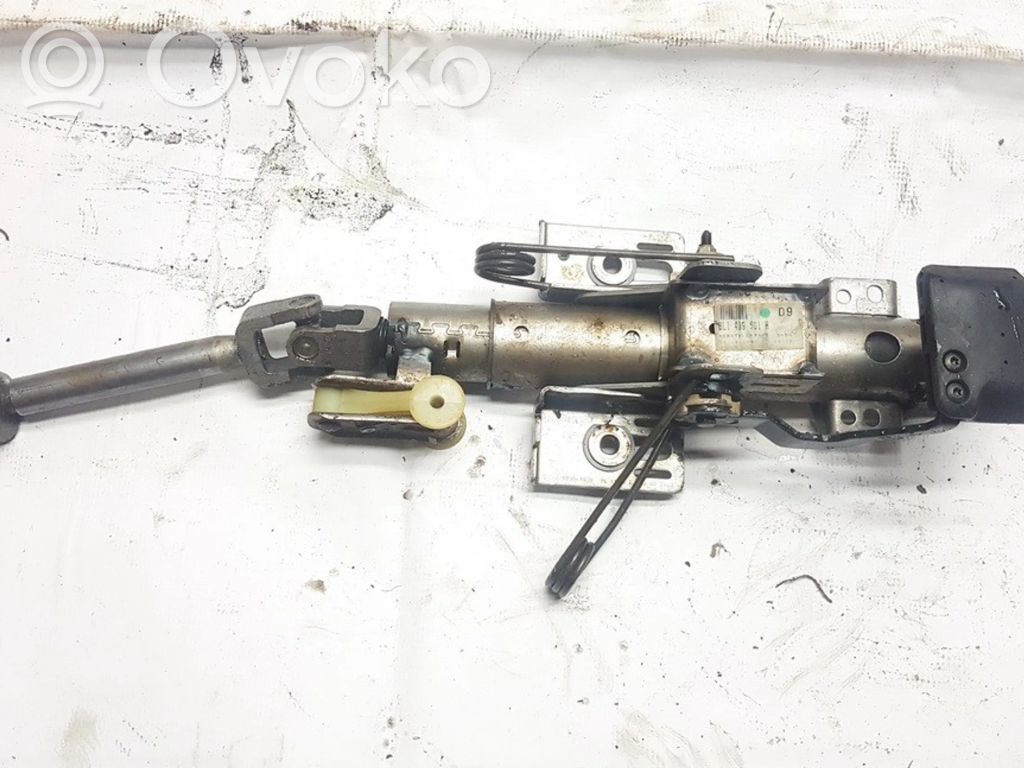 Audi A3 S3 8L Ohjauspyörän akseli 