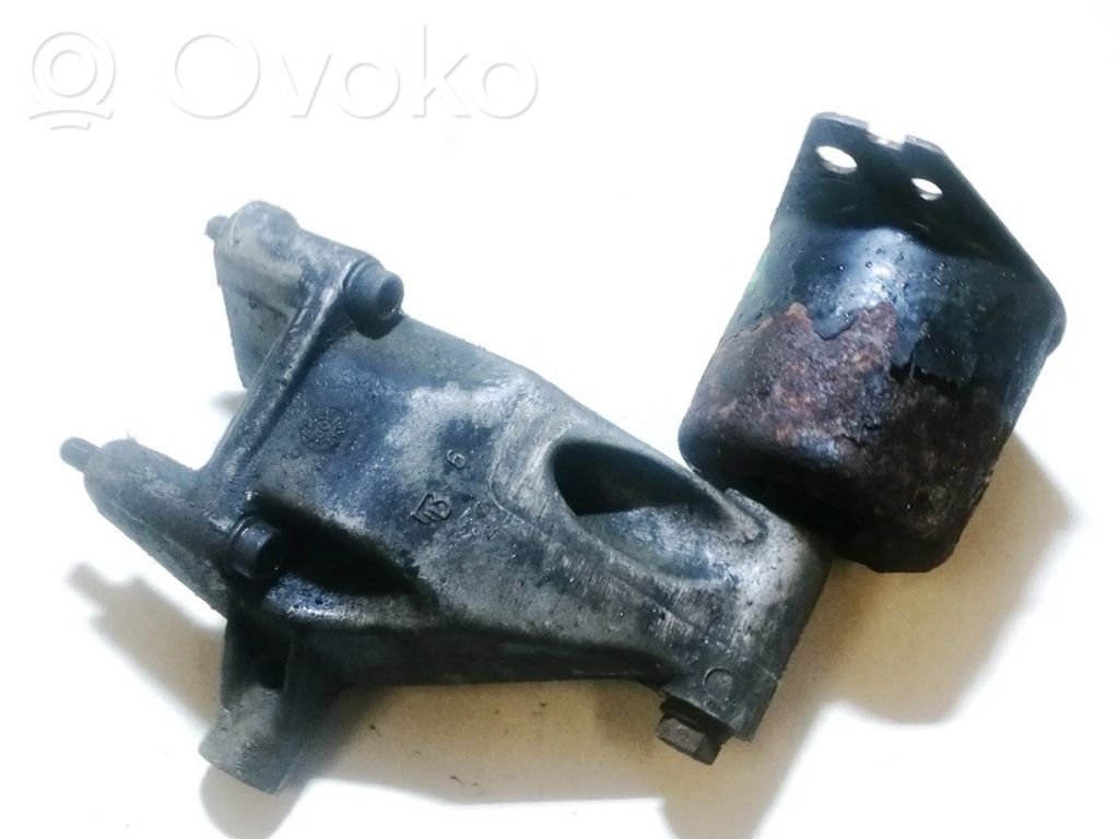 Engine mounting bracket   60602860,60602860