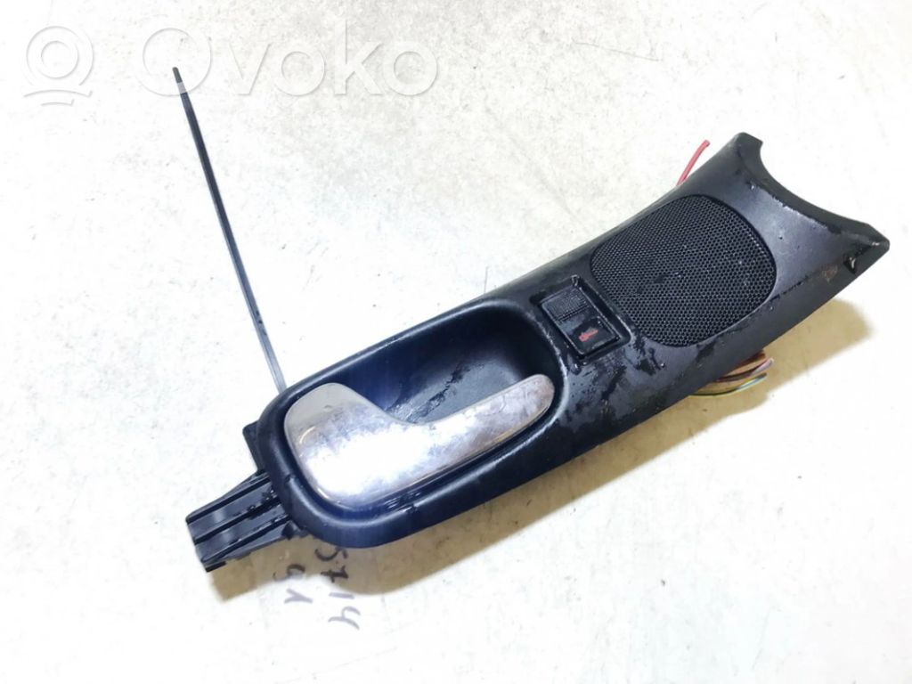 Manecilla interna puerta delantera   8D0837019,8D0837019
