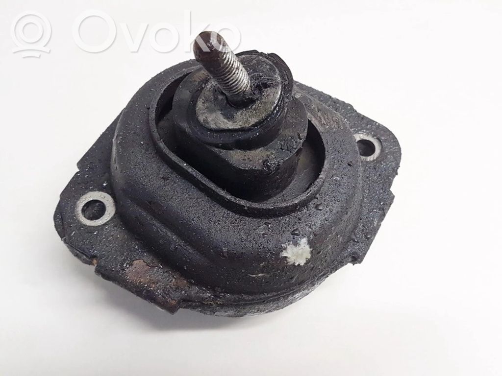 BMW X3 E83 Engine mount bracket 