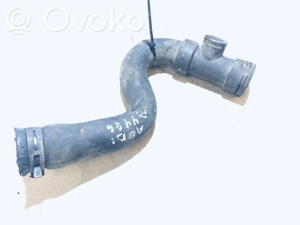 Audi A6 S6 C5 4B Conductă/furtun lichid de răcire motor 