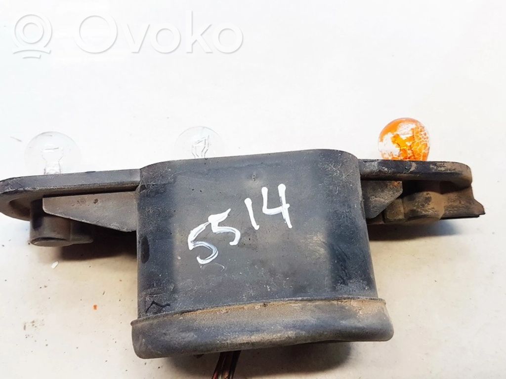 Takavalon polttimon suojan pidike   2272G,2272G
