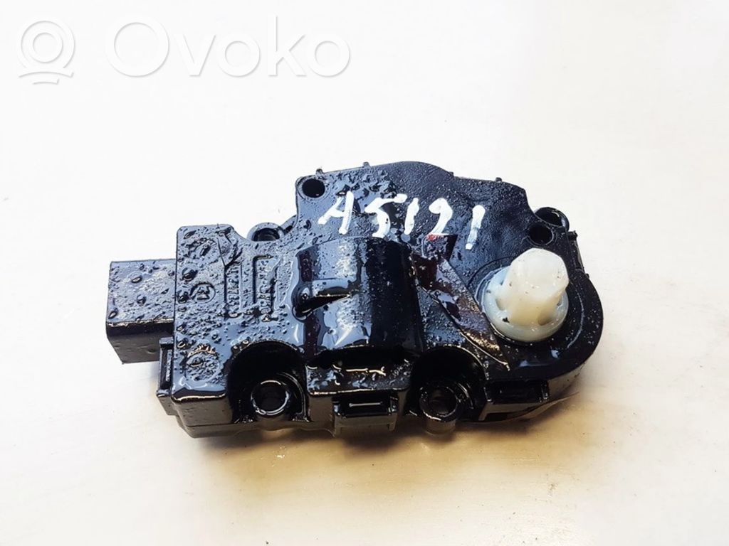 Audi A5 8T 8F Motor/actuator clapetă aer 