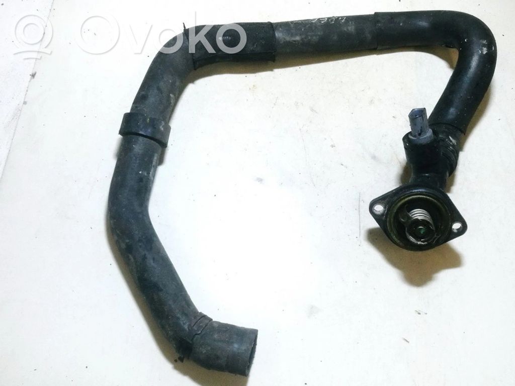 Volkswagen PASSAT B6 Tubo flessibile del liquido di raffreddamento del motore