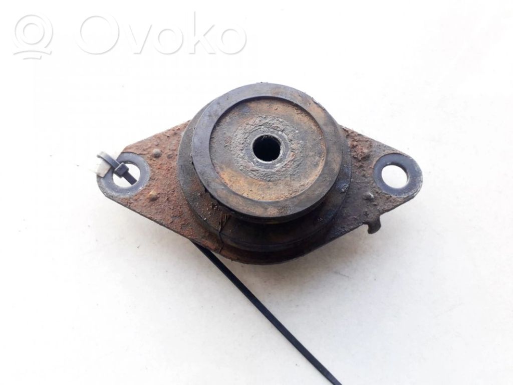 Renault Espace III Engine mount bracket 