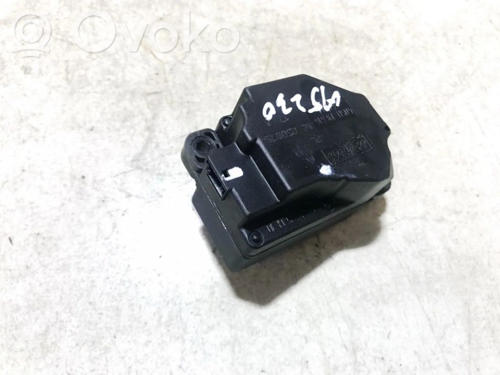 Volvo V50 Moteur / actionneur de volet de climatisation
