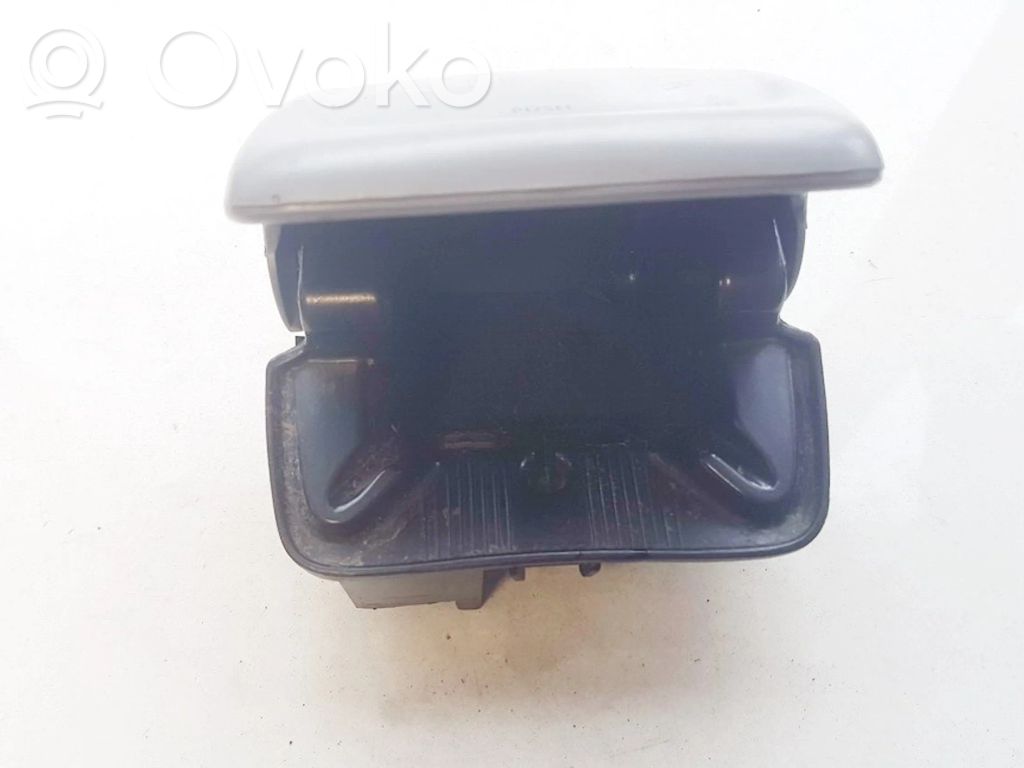 Aschenbecher   7M0857961F,95VWA04810BGW,7M0857961F,95VWA04810BGW