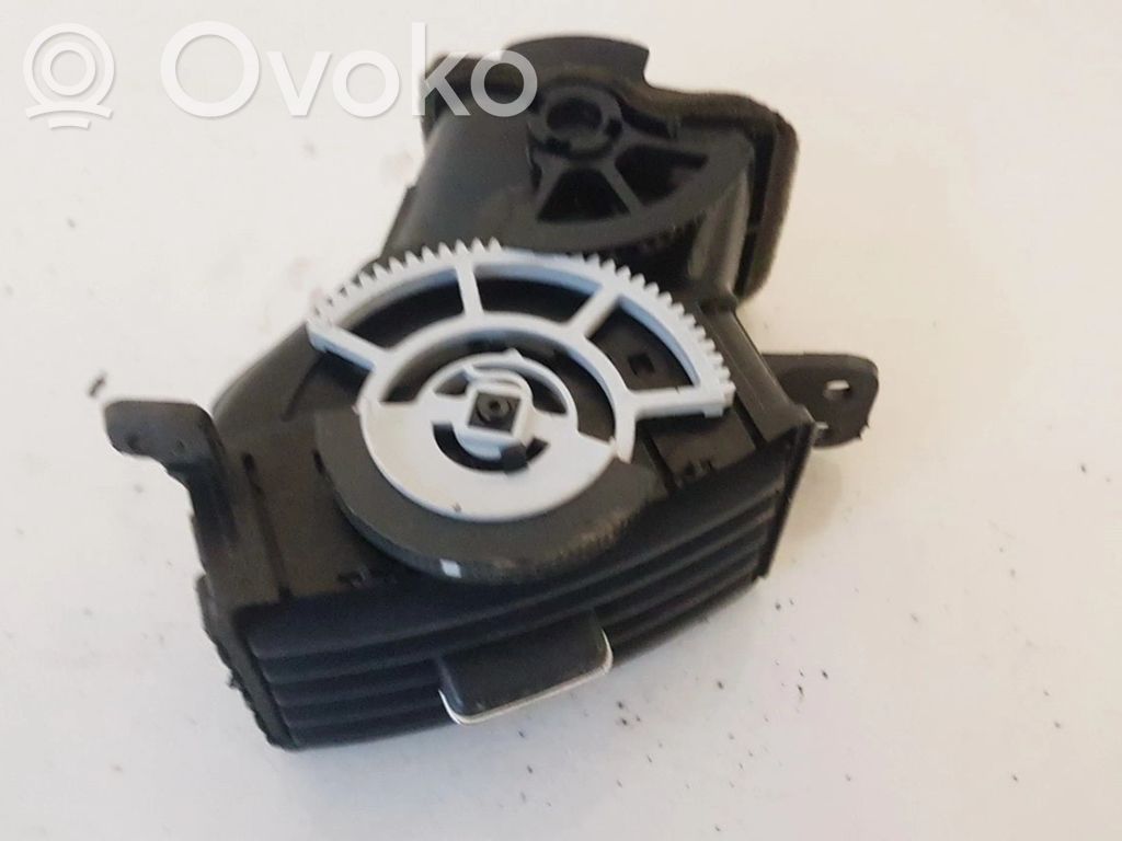 Toyota Corolla Verso AR10 Grilă ventilație centrală 