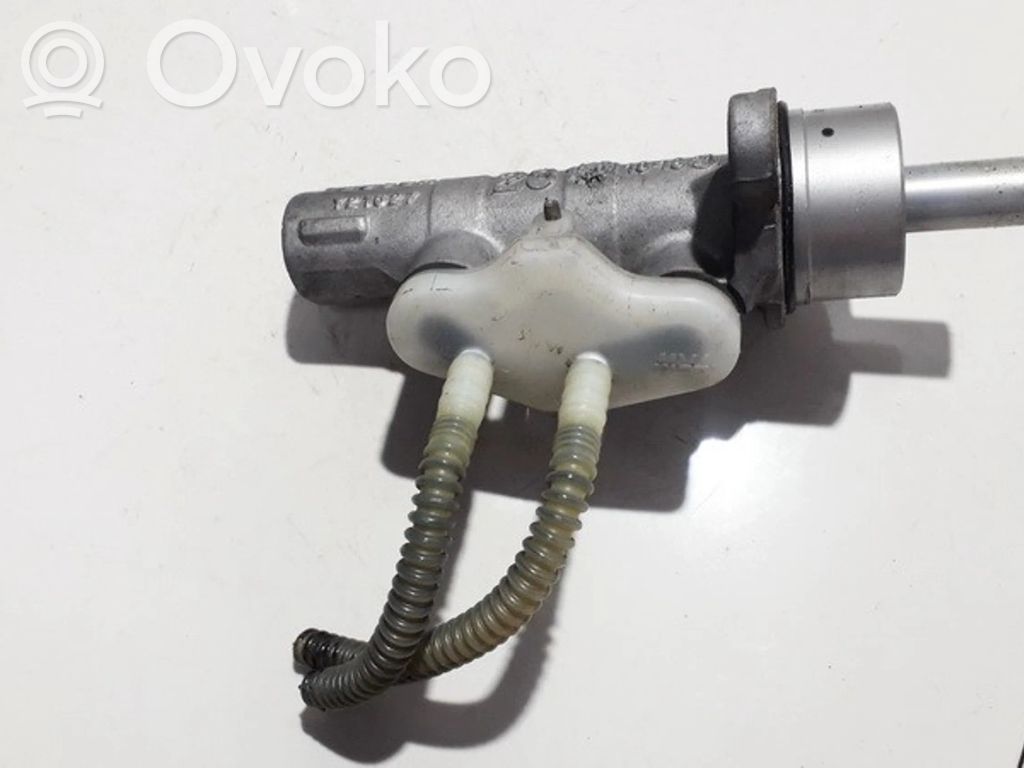 Opel Meriva A Pääjarrusylinteri 