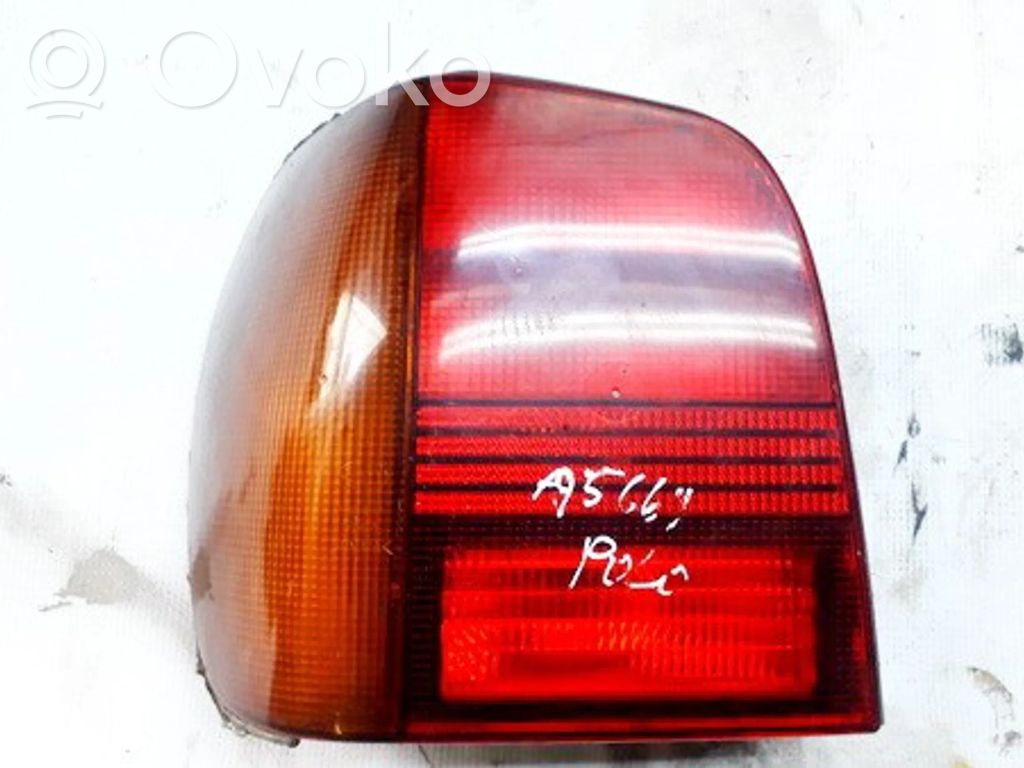 Volkswagen Polo II 86C 2F Lampă spate în caroserie