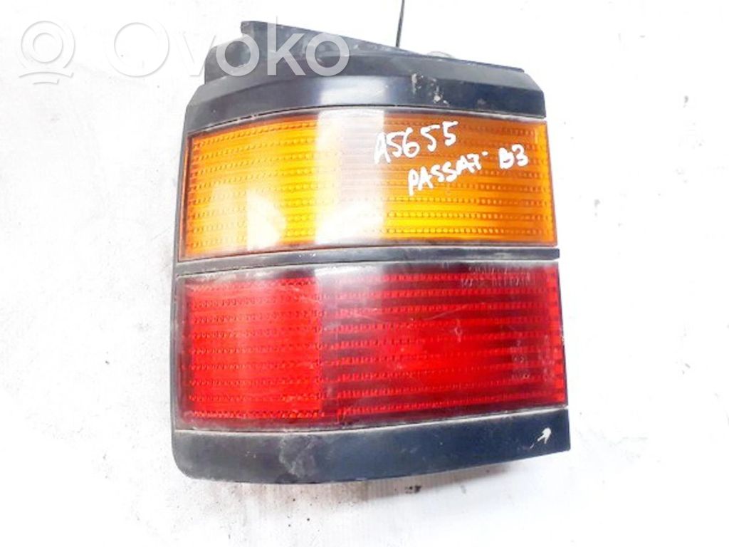Volkswagen PASSAT B3 Lampă spate în caroserie 