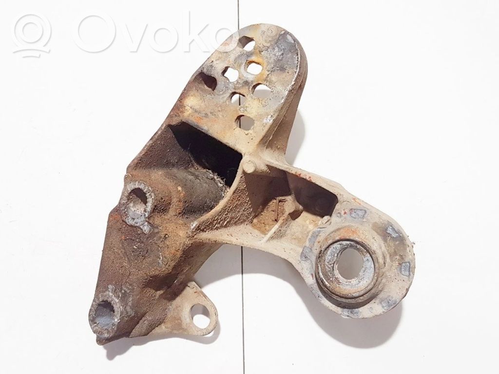 Halterung Lager Motor   8D0199351H,8D0199351H