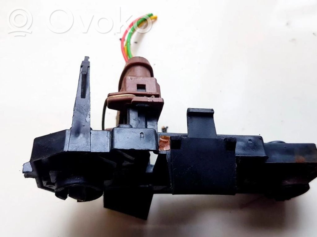 Peugeot 406 Glühbirnenhalter Heckleuchte