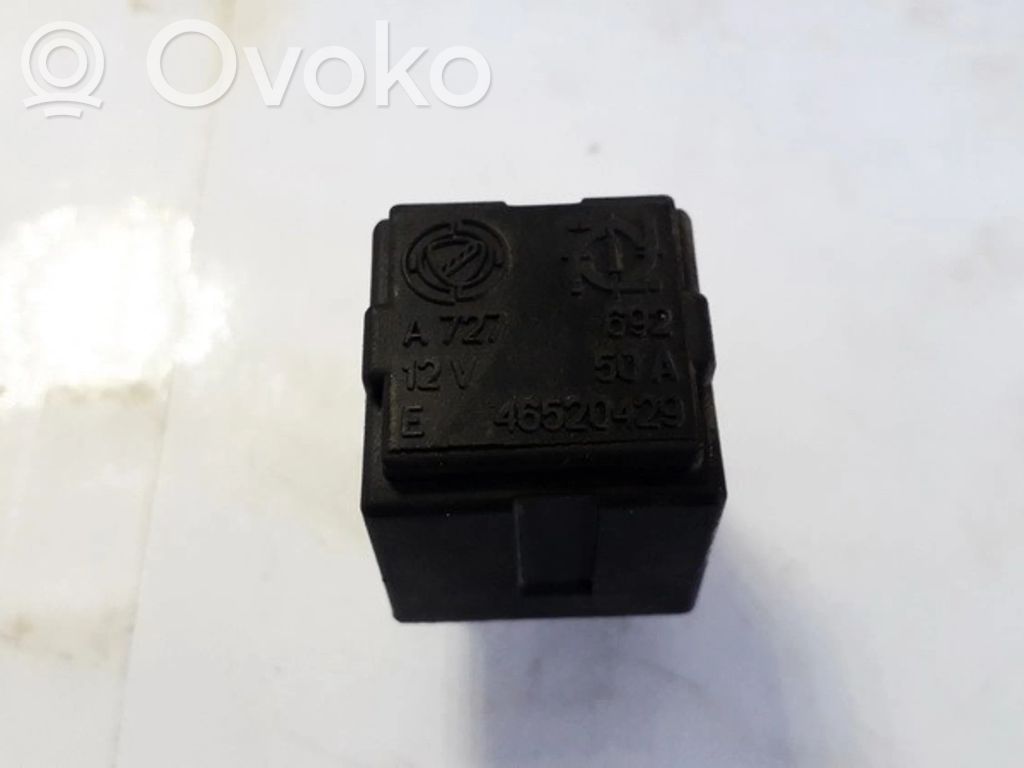 Fiat Punto (188) Muu rele 