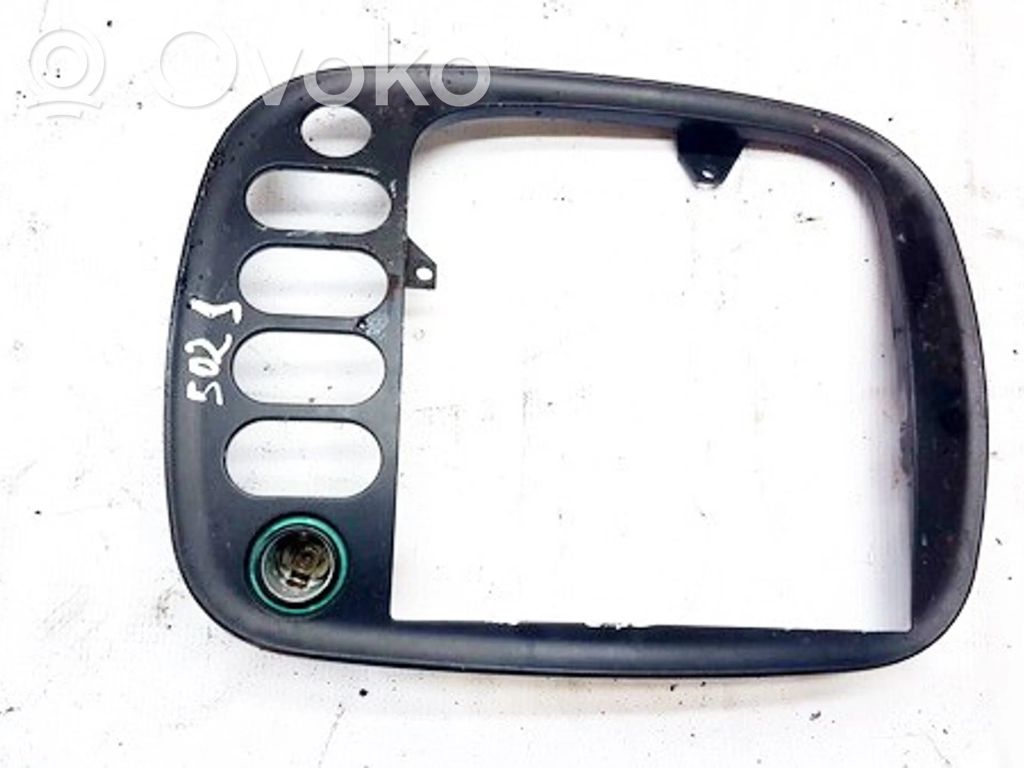Mechero del coche   96VW15677AAW,96VW15677AAW