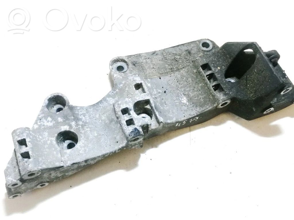Engine mounting bracket   045903113C,19012,045903113C,19012