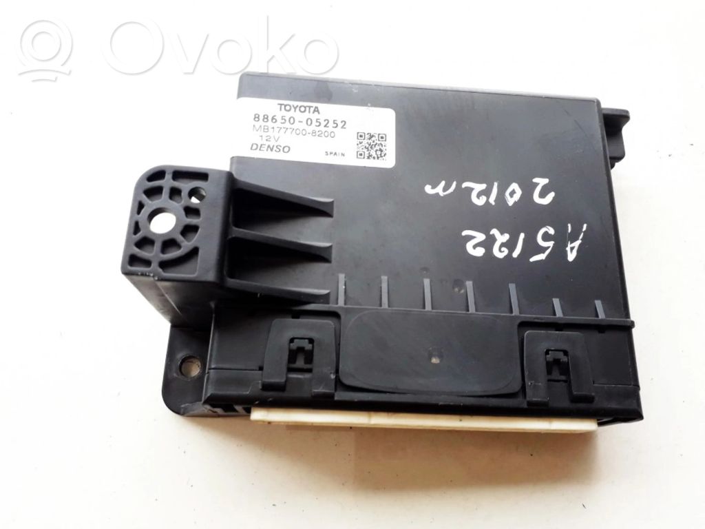 Toyota Avensis T270 Alte unități/module de control