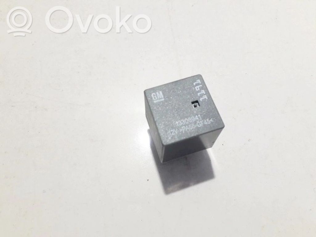 Opel Astra J Inne przekaźniki 